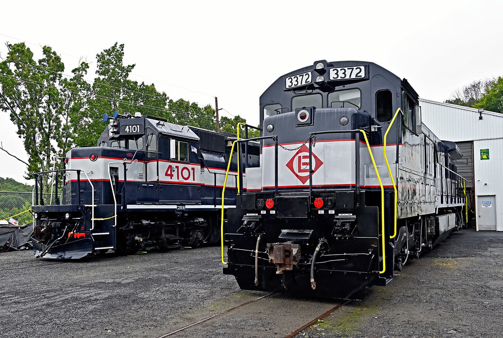 NJ DOT Reunion One more look at the NJ DOTera which was r… Flickr