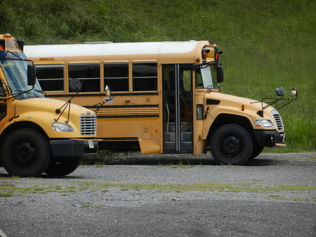 Lee County Public Schools 26 Bus lot Jonesville, VA Flickr