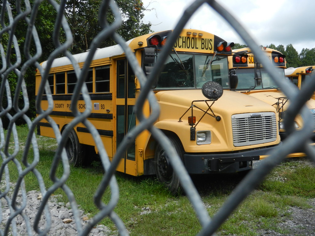 Lee County Public Schools 93 Bus lot Jonesville, VA Flickr