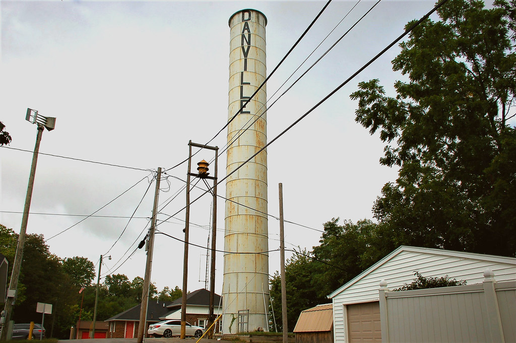 Indiana, Danville, Water Tower Earl C. Leatherberry Flickr
