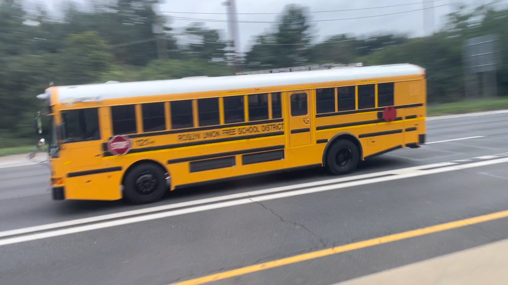 Roslyn Union Free School District IC RE School Bus 121 Flickr