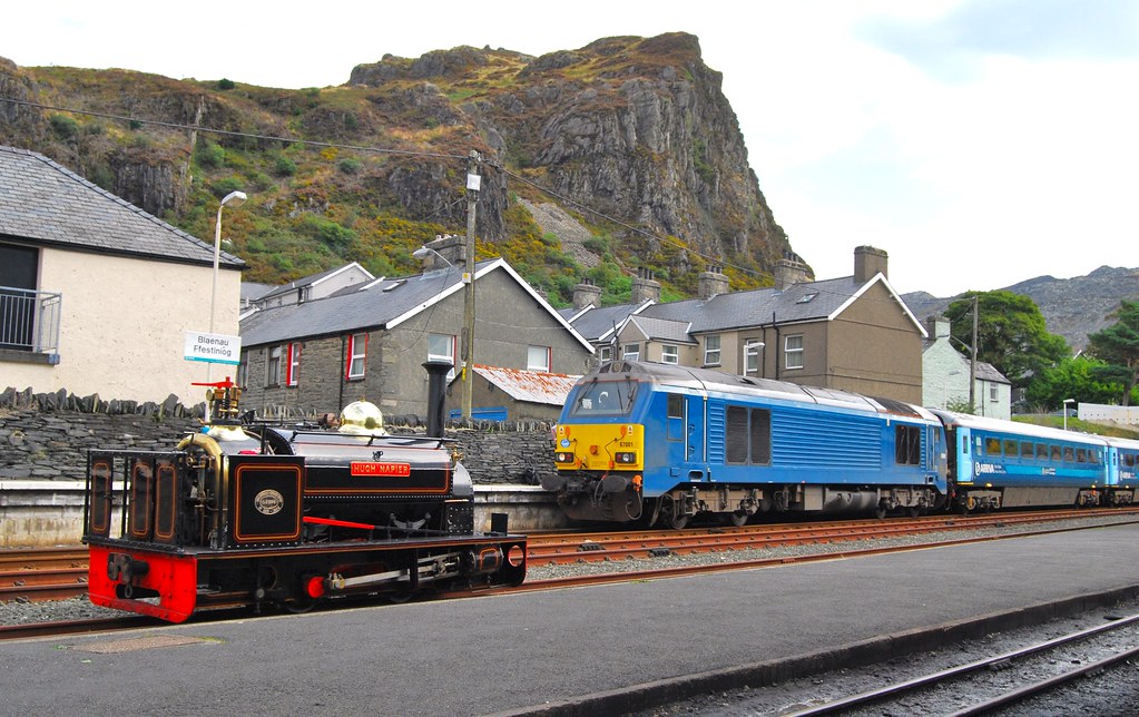 67001 Blaenau Ffestiniog 280913 67001 with a special train… Flickr