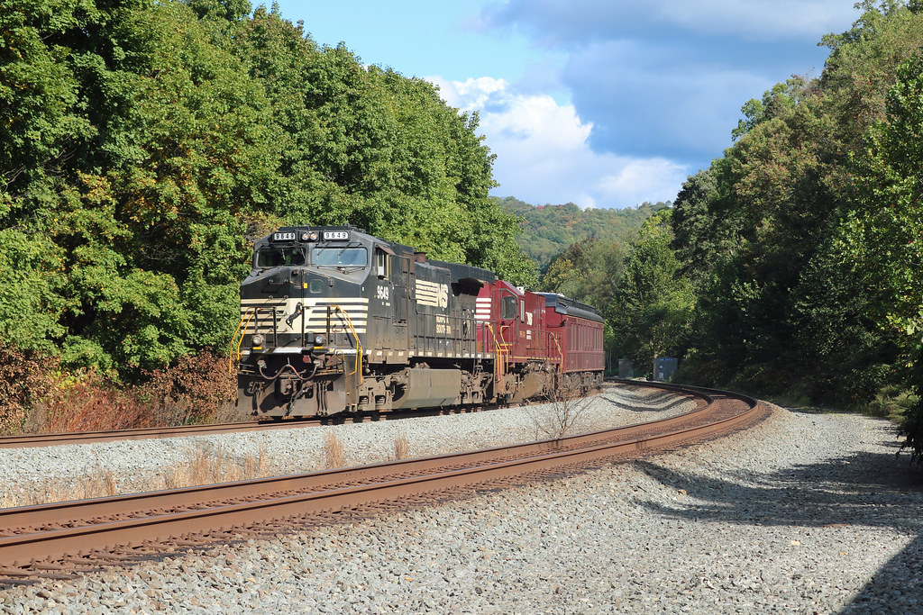 NS 92G; Bolivar, PA; September 30, 2023 The westbound geom… Flickr