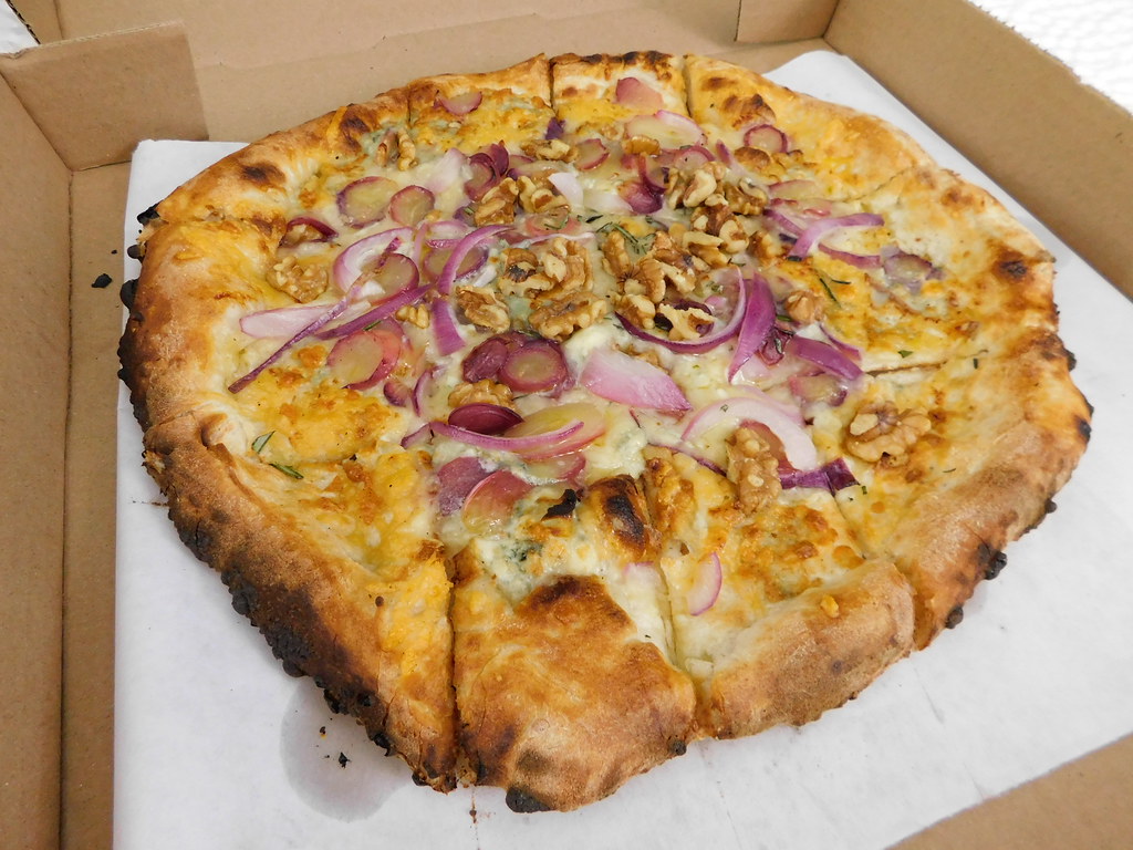 The "Blue Crush" Pizza Blackbird Wood Fire Pizza in Fargo … Flickr