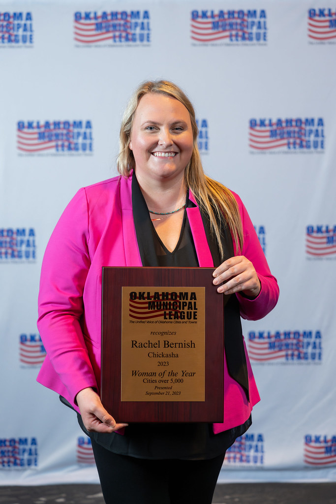 OML1010 Leslie Blair Flickr