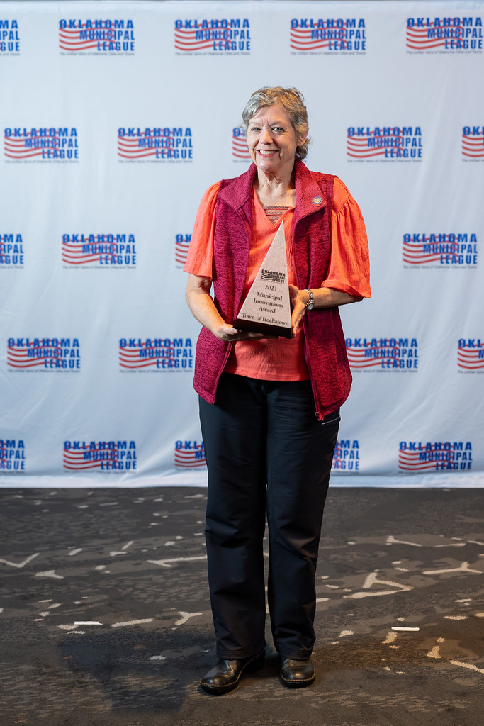 OML1002 Leslie Blair Flickr