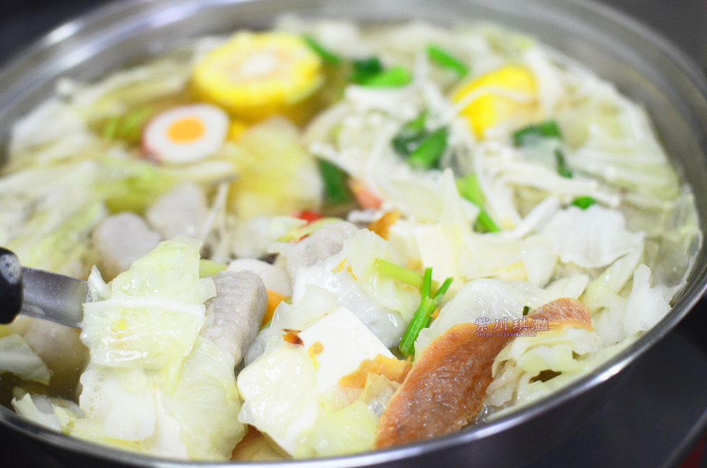 台南沙茶爐推薦｜廣東沙茶爐，台南在地私房美食、自製炒沙茶VS扁魚蔬果熬煮湯底！