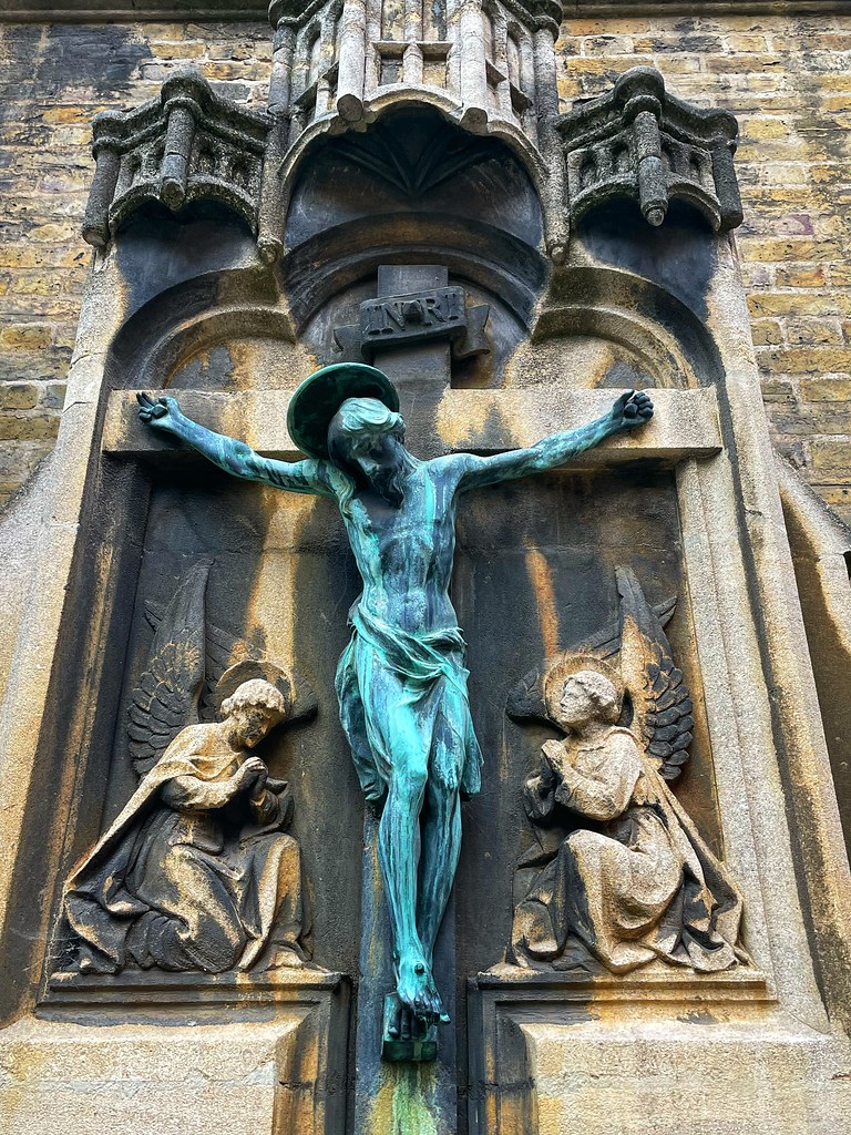 London, Holy Cross, Cromer Street Marc Freak Flickr