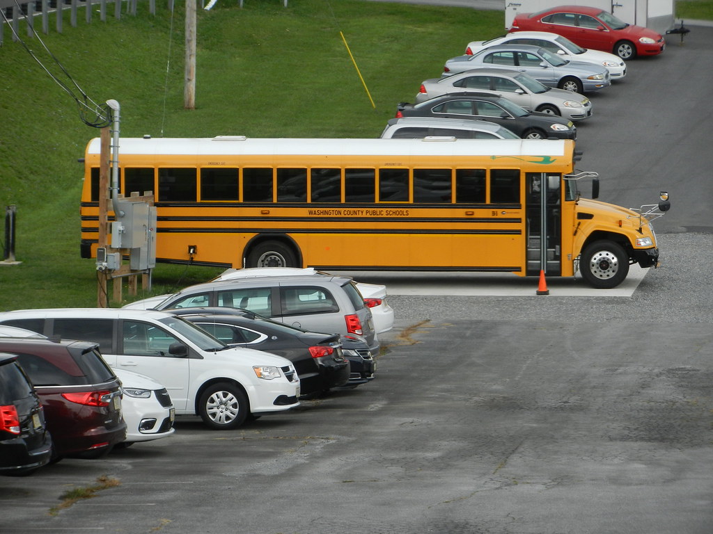 Washington County Public Schools EV5 Bus lot Abingdon, … Flickr