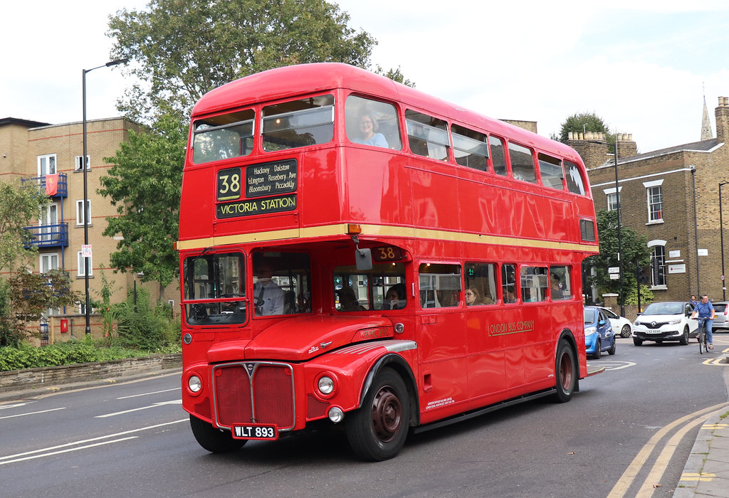 WLT893 London Transport RML893 Dalston Lane London Bus Mus… Flickr