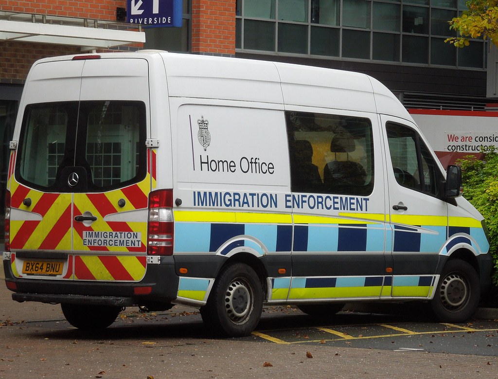Home Office, Immigration Enforcement (BX64 BNU) Mercedes S… ferryjammy Flickr