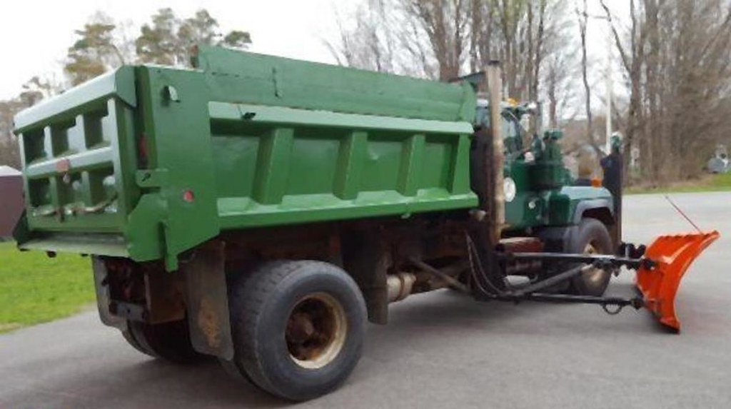 Town of Lee, NY 1999 Mack RD690P dumpplow_2 Engine Mack … Flickr