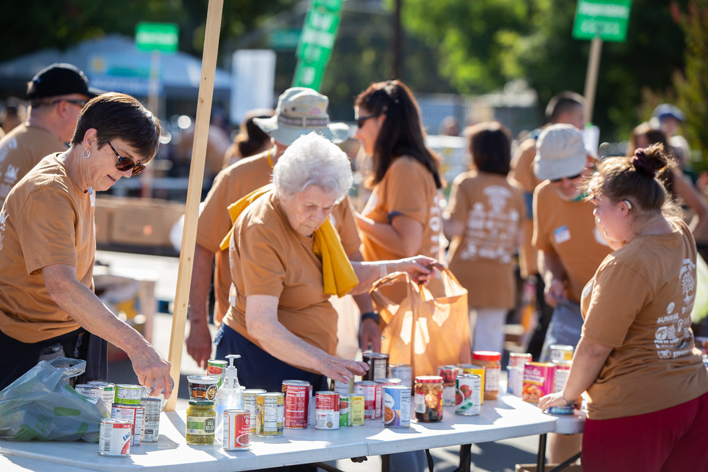 Orangevale Food Bank71 junie baldonado Flickr