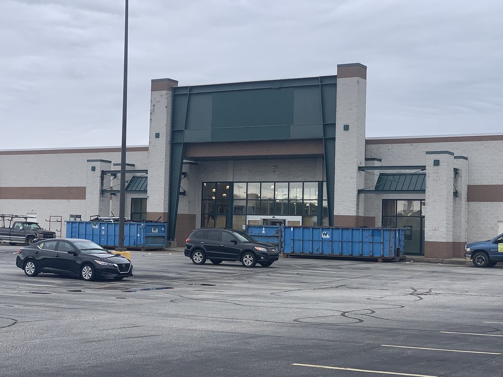Former Dick’s Sporting Goods Erie, PA Relocated in Augus… Flickr