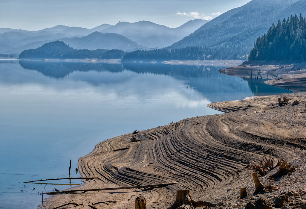 Low water, Lake Kachess At the end of the summer the lake … Flickr