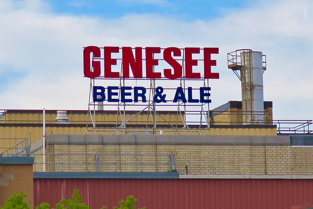 Genesee Brewery, Rochester, NY Scaffold sign atop the Gene… Flickr