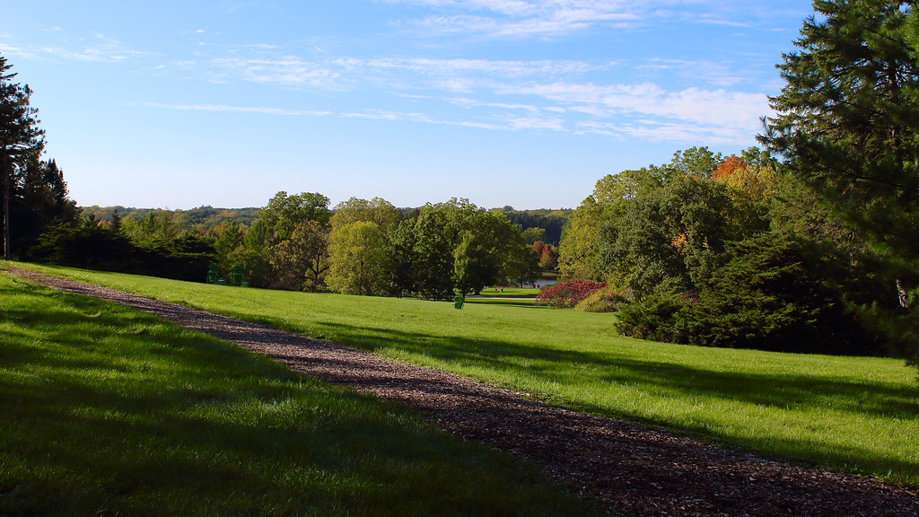 Frost Hill Everyone stops here, including me!!!!! Morton A… Flickr