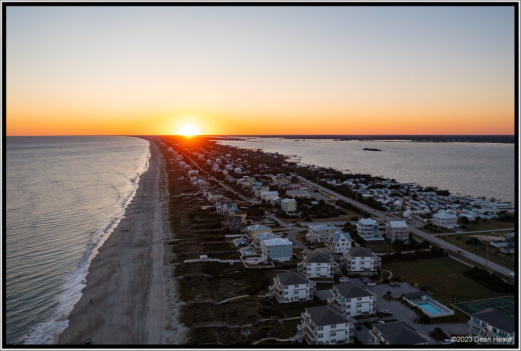 Sunset Emerald Isle, North Carolina 08 OCT 2023 Sunset o… Flickr