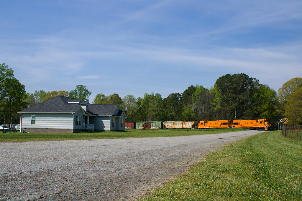 Belton A duo of GE U18Bs lead the Pickens Belton Job back … Flickr