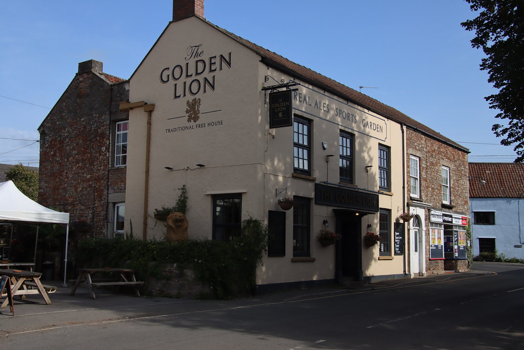 Wrington, North Somerset. The Golden Lion, Wrington. Flickr