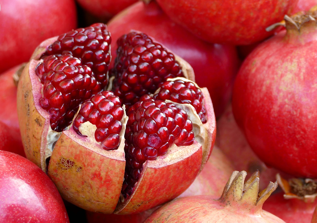 Mainz, Markt, Granatapfel pomegranate a photo on Flickriver