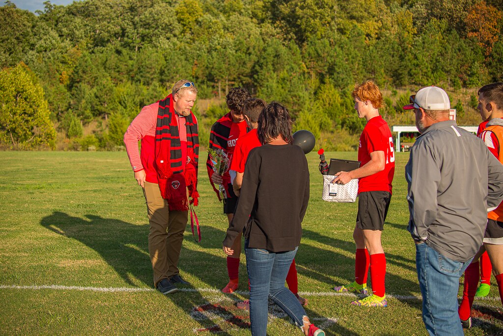 Laquey Vs Fairgrove Senior Night 23 Tommy Kays Flickr