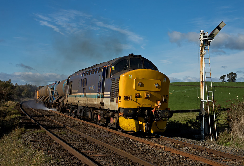37425 Haw Lane Having turned back in Hellifield's down loo… Flickr