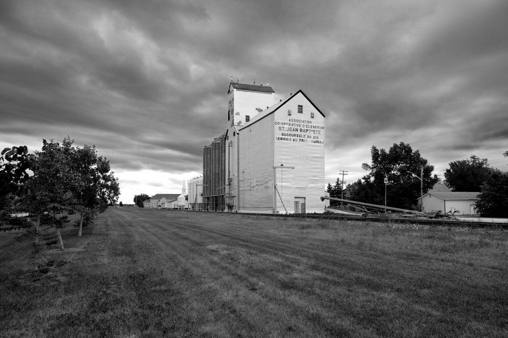 St Jean Baptiste , MB elevator 2019 08 Sadly one more o… Flickr