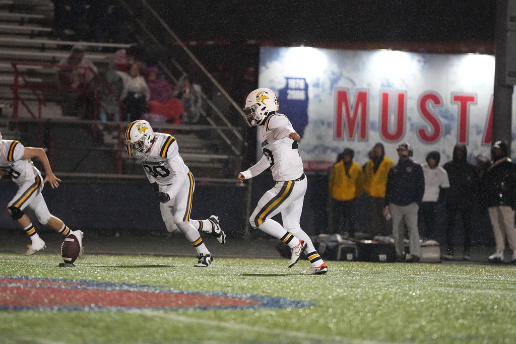 CPG05138 20231013 Varsity Football vs St Rita STL Athletics Flickr