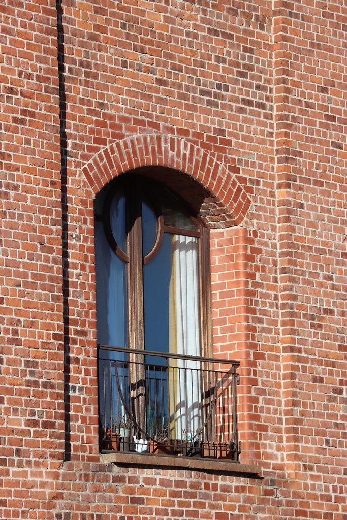 The Bastille,Maberly Street,Aberdeen_oct 23_19012 Alan Longmuir. Flickr