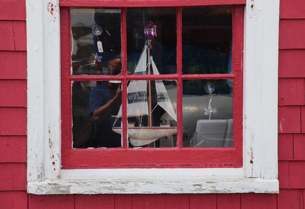 The Boat In The Window Peter Kelly Flickr