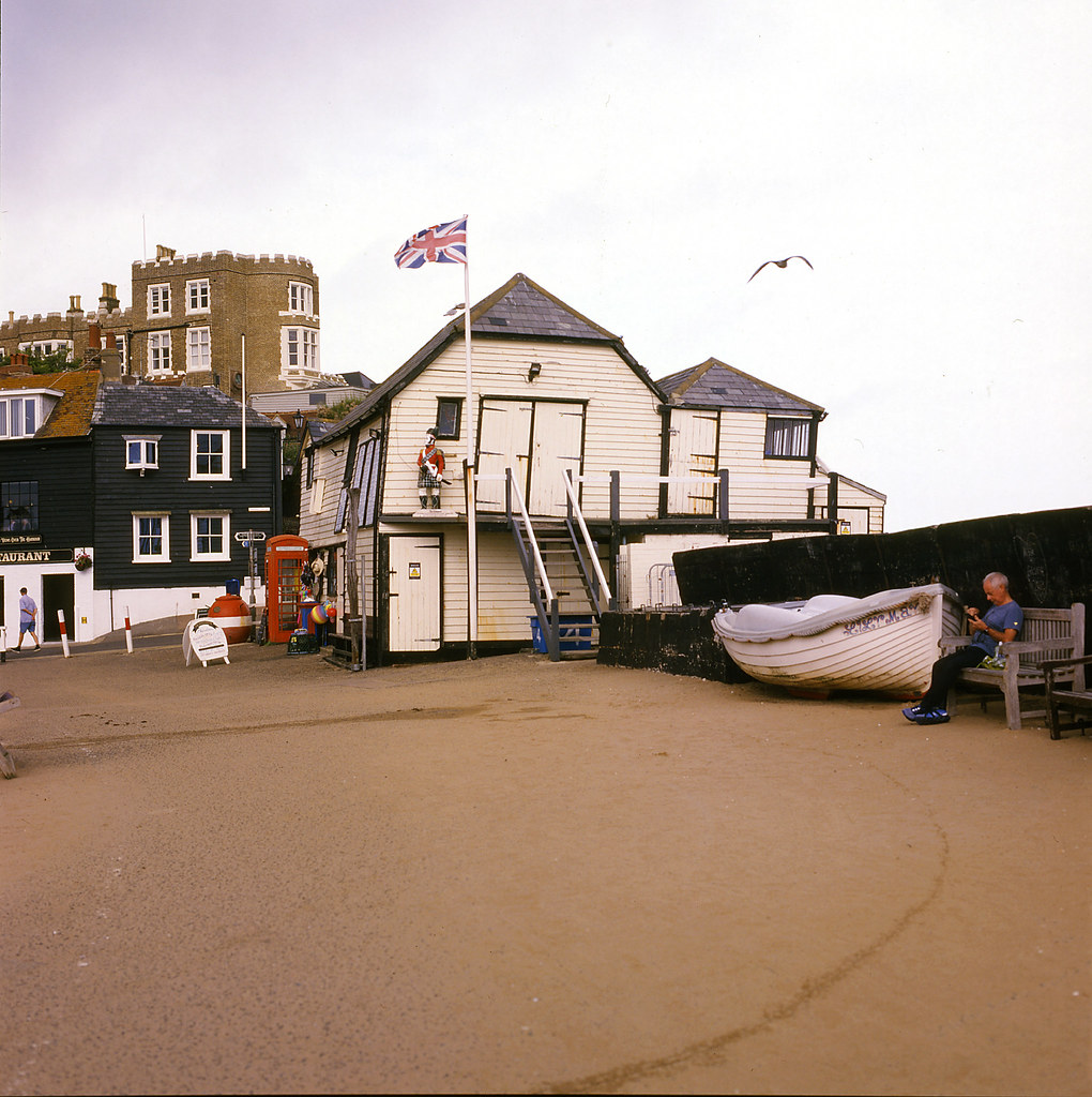 BROADSTAIRS 08 Last 6 Colour of Coach Trip to BROADSTAIRS,… Flickr