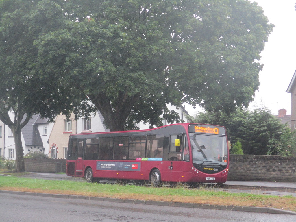 YJ15AWN Grand Avenue, Ely, Cardiff 3 August 2022 Flickr