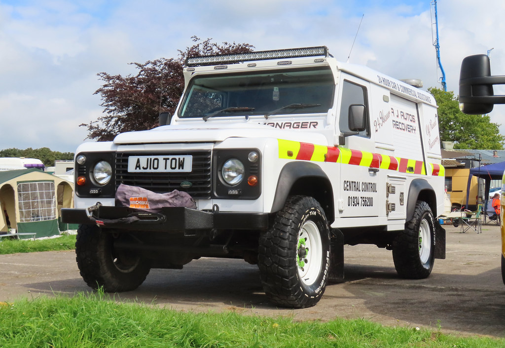 AJ10 TOW Land Rover Defender 110 020923 AJ10 TOW Land Ro… Flickr