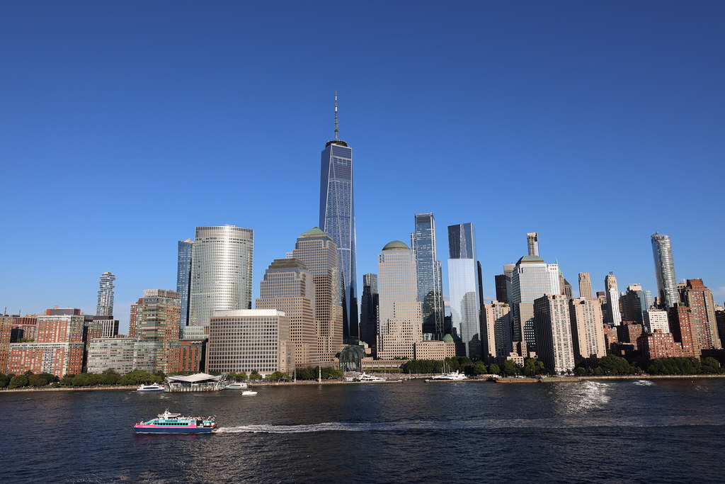 Pictures of Sailaway to Manhattan Embarkation Day on the… Flickr