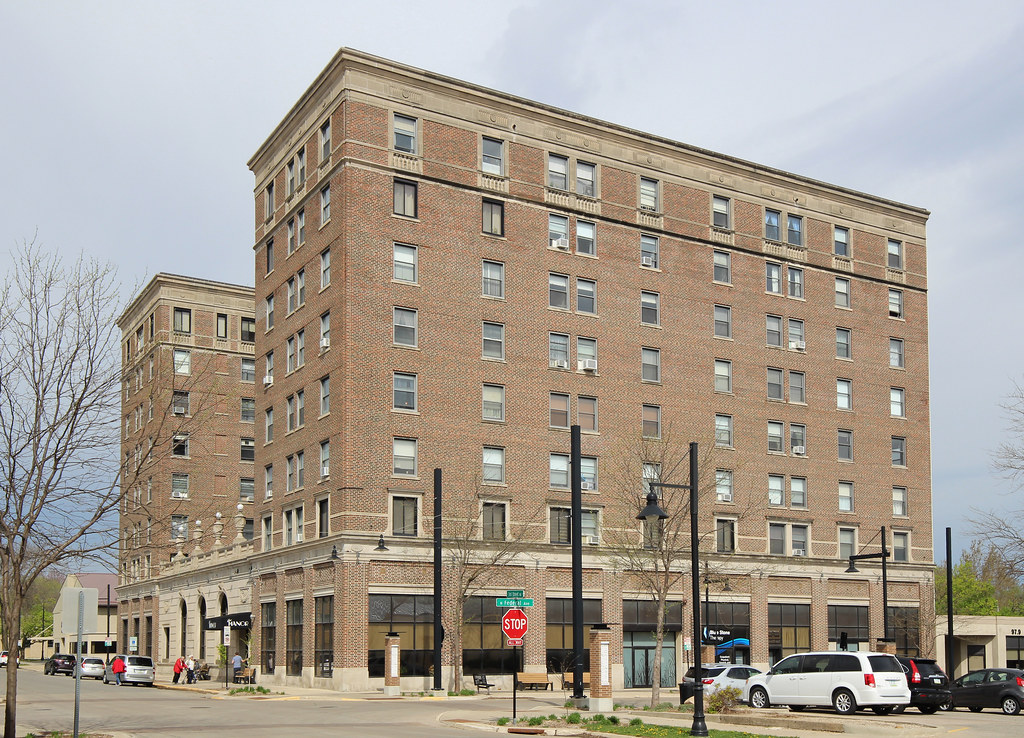 Hanford Hotel Mason City, IA Designed in the Beaux Arts … Flickr