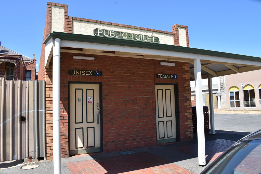 Maryborough, Victoria Sign of the times David Onley Flickr