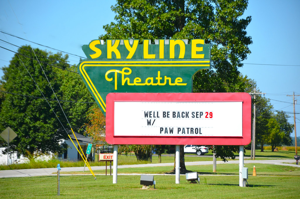 Kentucky, Summersville, Skyline Theatre The Skyline Drive… Flickr