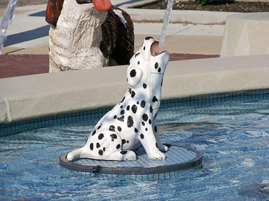 OH Mt Vernon Dog Fountain 28 The Dog Fountain in Mt Vern… Flickr
