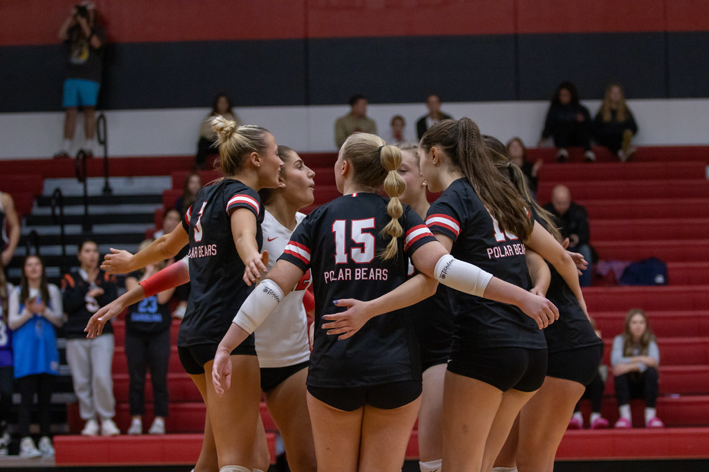 IMG_4923 Regional Final Hortonville Varsity Volleyball vs… Flickr