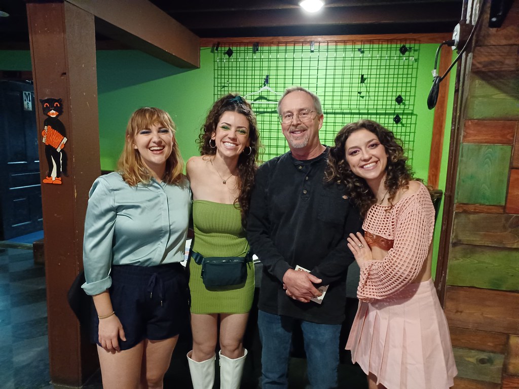 Trousdale & me Lauren Jones, Quinn D'Andrea, me, & Flickr