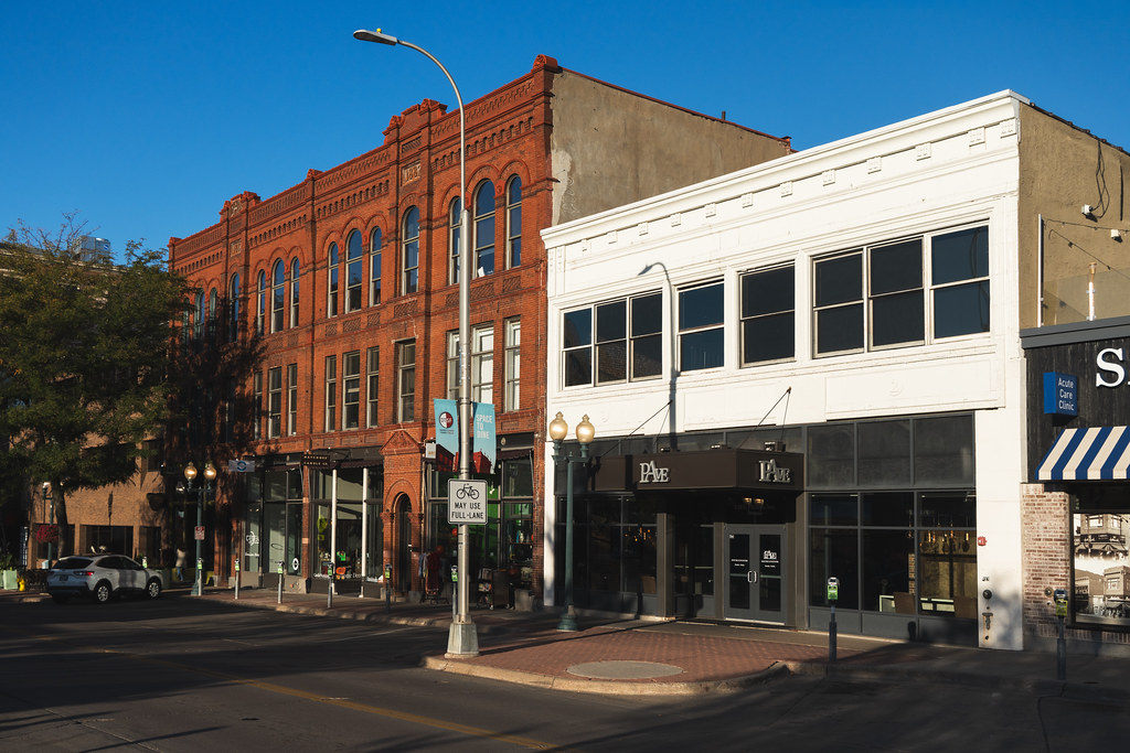 South Phillips Avenue Sioux Falls, South Dakota. Flickr