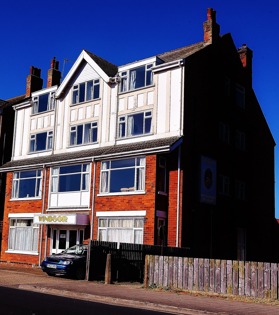 Windsor Apartments on South Parade, Skegness. brad 28 Flickr
