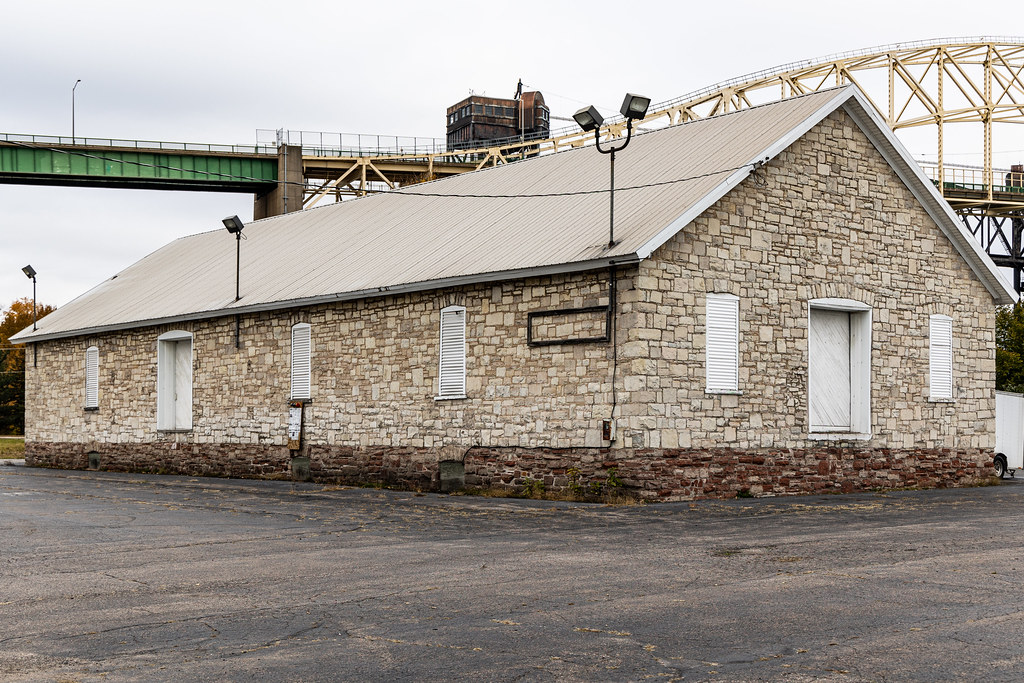 Former Soo Line Railroad Freight Depot, Sault Ste. Marie, … Flickr