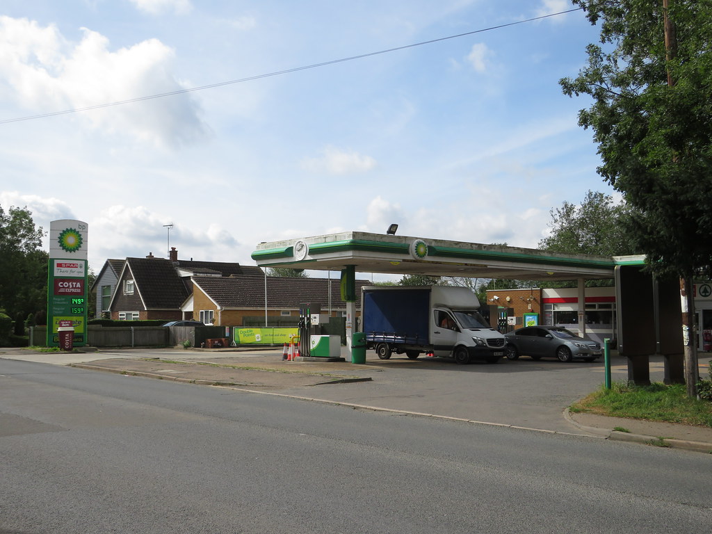 BP 2325 London Road, Yaxley, Cambridgeshire PE7 3NQ 4 Flickr