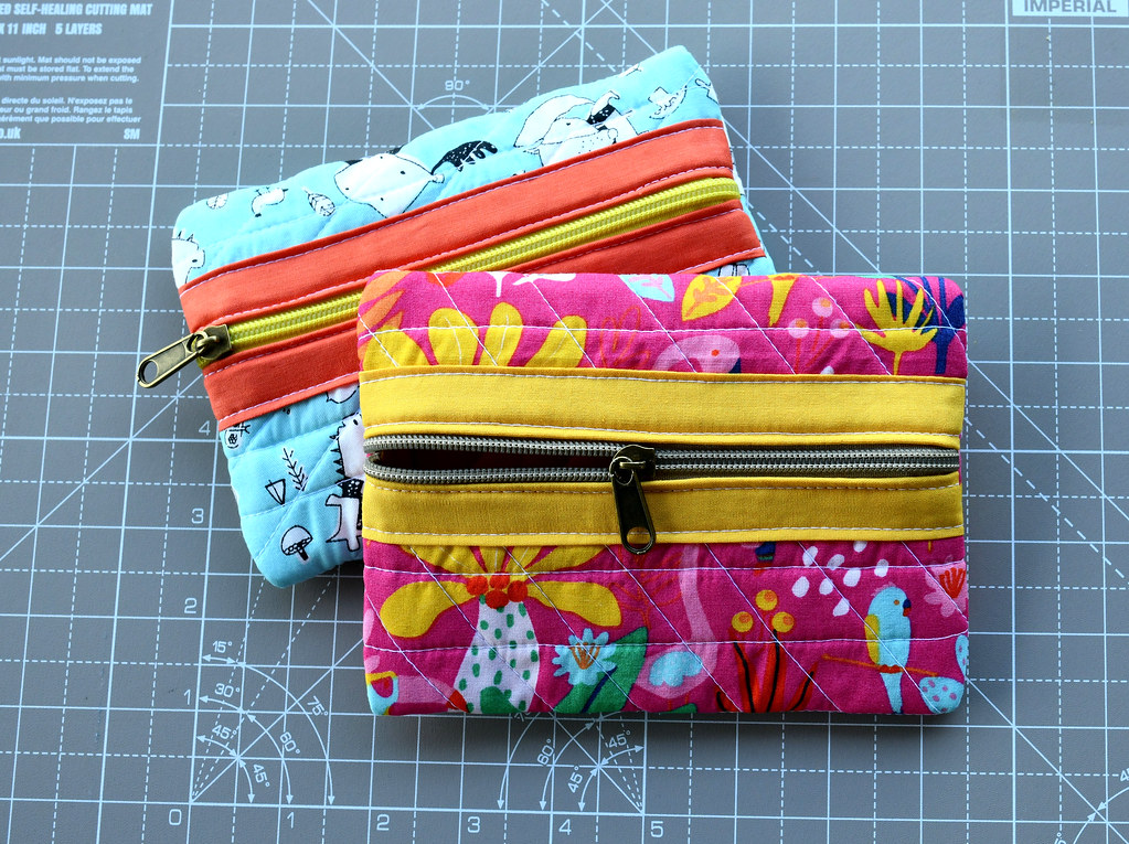 Easy quilted zipper pouch free pattern Learn how to make … Flickr