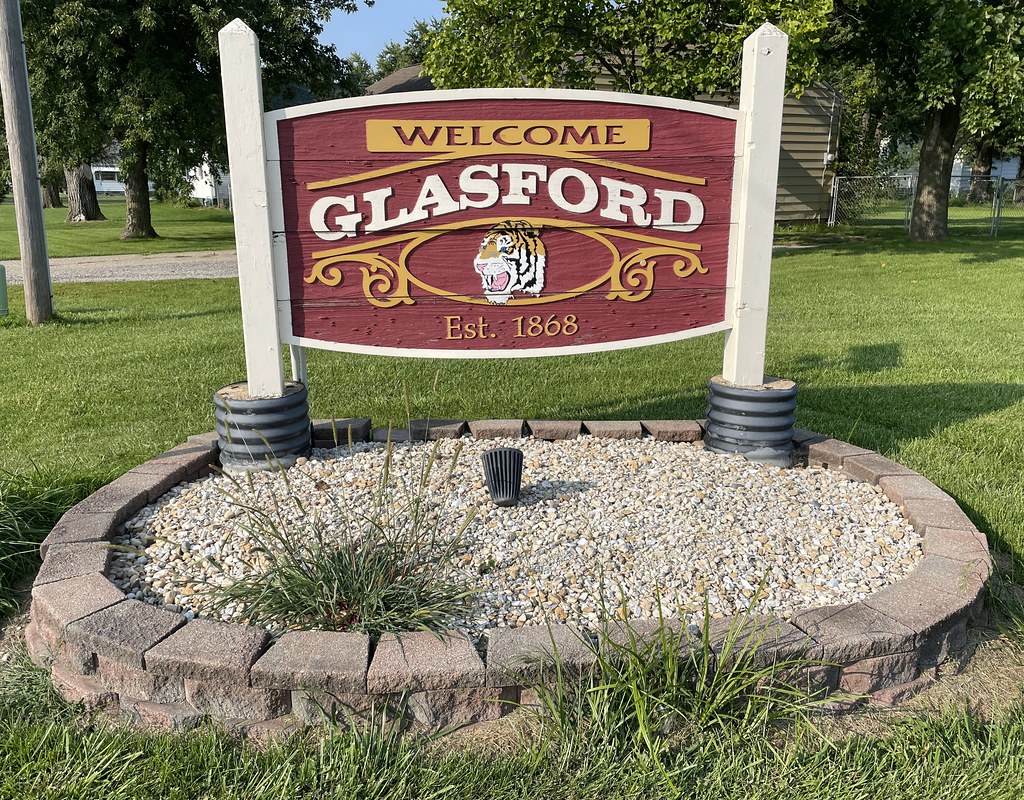 to Glasford Sign (Glasford, Illinois) Glasford, Il… Flickr