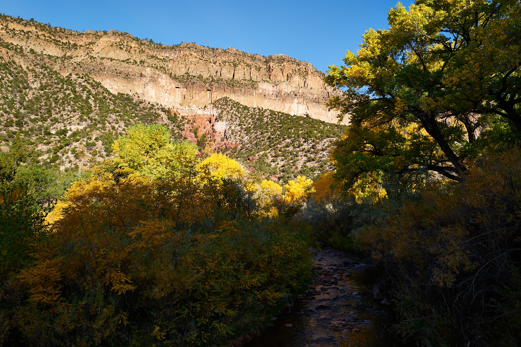 JEMEZ The Jemez River and the Jemez Mountains, just outsid… Flickr