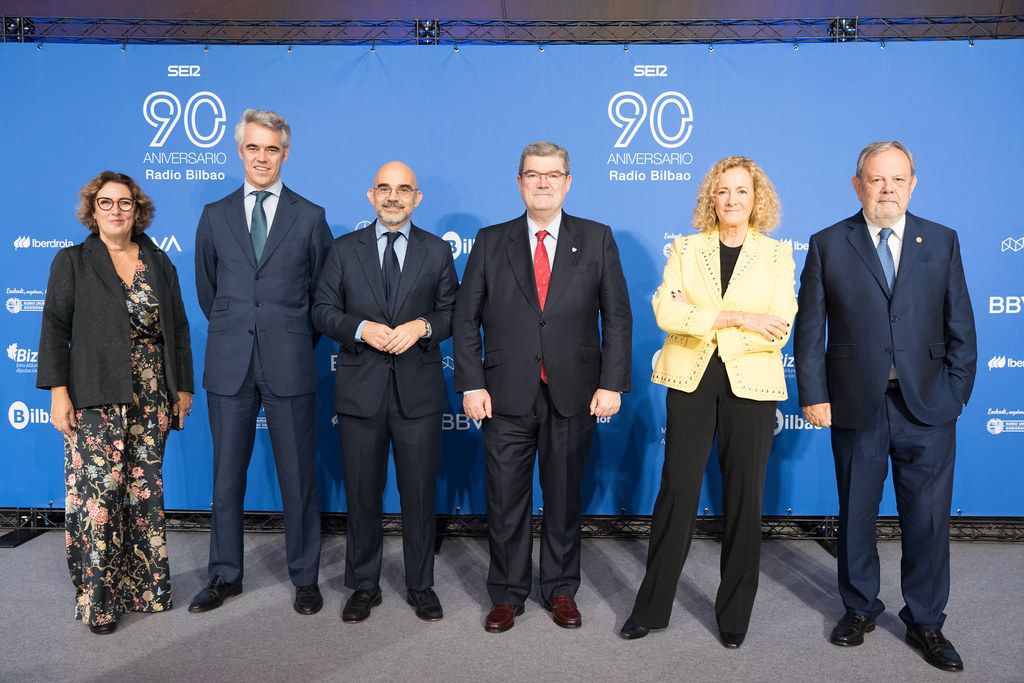 Radio Bilbao celebra sus 90 años en un abarrotado Euskaldu… Flickr