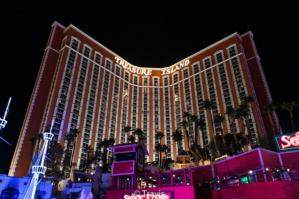 Las Vegas Las Vegas December 5, 2021 AviatorTravis Flickr